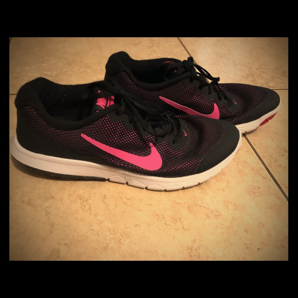 Nike training/running shoe- Flex Experience RN4